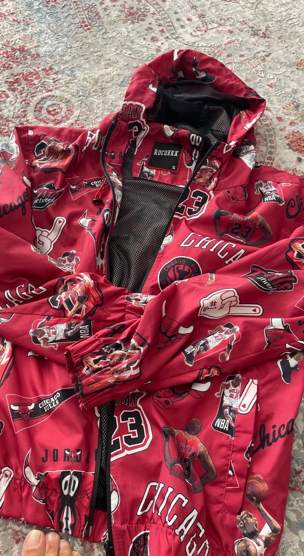 Kırmızı Desenli Erkek Kapüşonlu Yağmurluk - Görsel 3