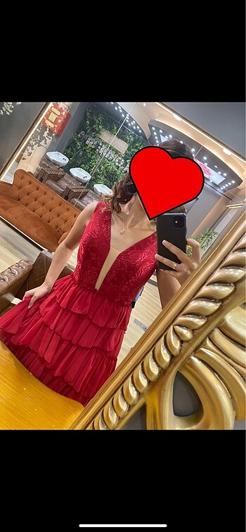 Abiye Dantelli Kuyruklu Kırmızı Kına Elbisesi