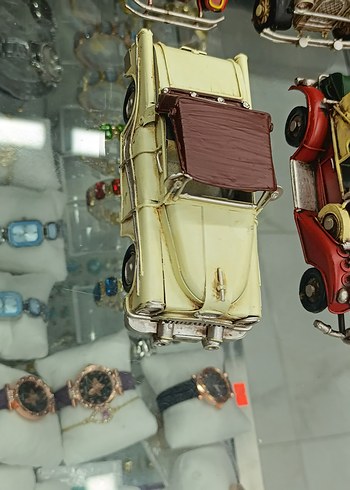 Renkli Retro Oyuncak Arabalar Seti - Görsel 6