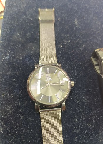 Altın Renk Dijital Kadın Saati - Görsel 2