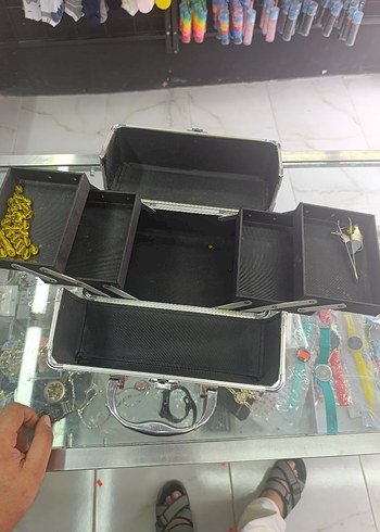 Beyaz Fermuarlı Plastik Makyaj Çantası - Görsel 3