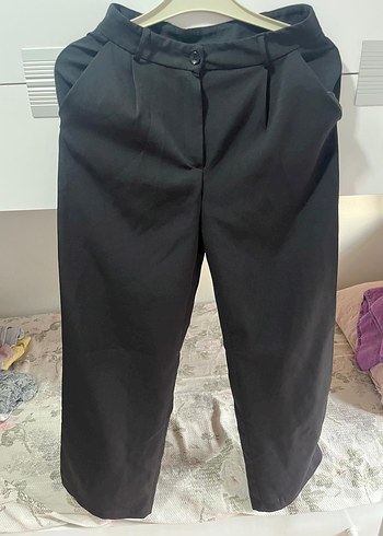 Kadın Siyah Kumaş Pantolon