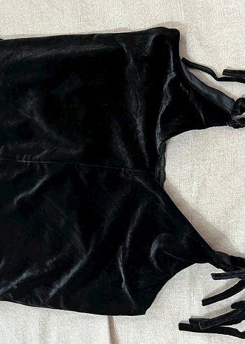 Siyah Süet Askılı V Yaka Midi Atlet - Görsel 3