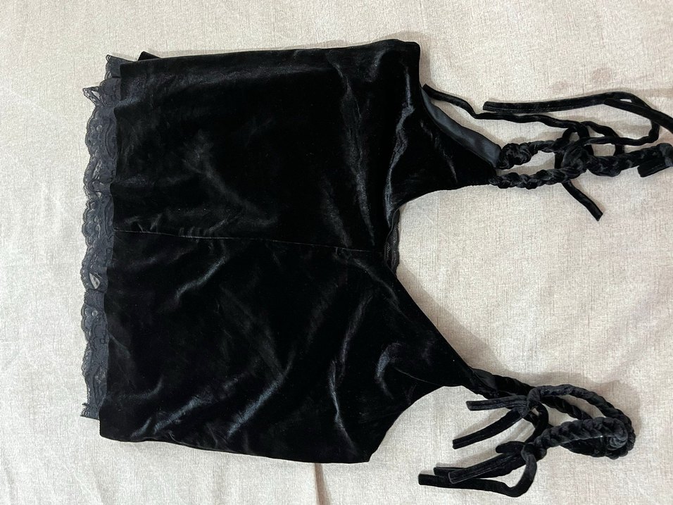 Siyah Süet Askılı V Yaka Midi Atlet - Görsel 3