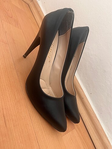 Klasik stiletto