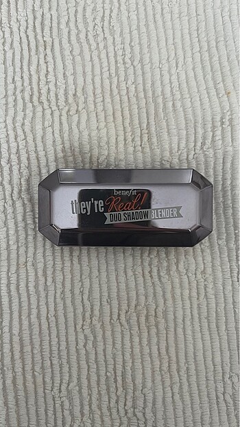 Benefit far Brazen Bronze