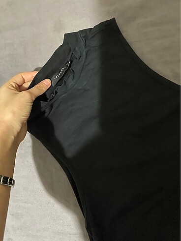 Trendyol & Milla Sıfır kollu boğazlı body