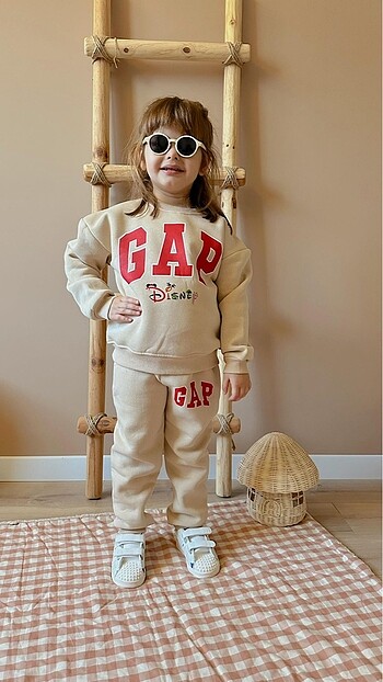 GAP DISNEY İKİLİ TAKIM