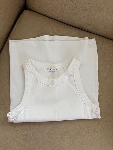 Addax Halter yaka sıfır kol body