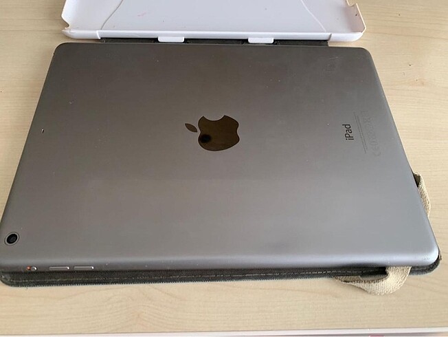 Apple İPad Air