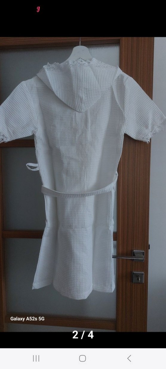 Beyaz sabahlık - Görsel 2