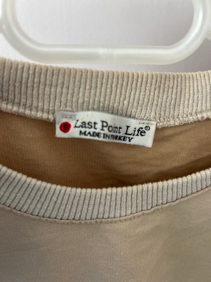 Bej Baskılı Crop Sweatshirt Kadın - Görsel 3