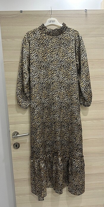 38 Beden Saten leopar elbise