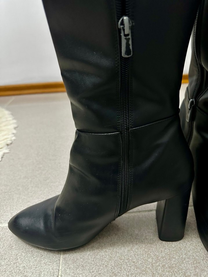 Nine West Marka Siyah Deri Dizüstü Fermuarlı Topuklu Çizme - Görsel 3