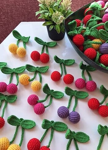 Beden beyaz Renk Kiraz modeller çıtçıtlı toka ve lastikli toka 