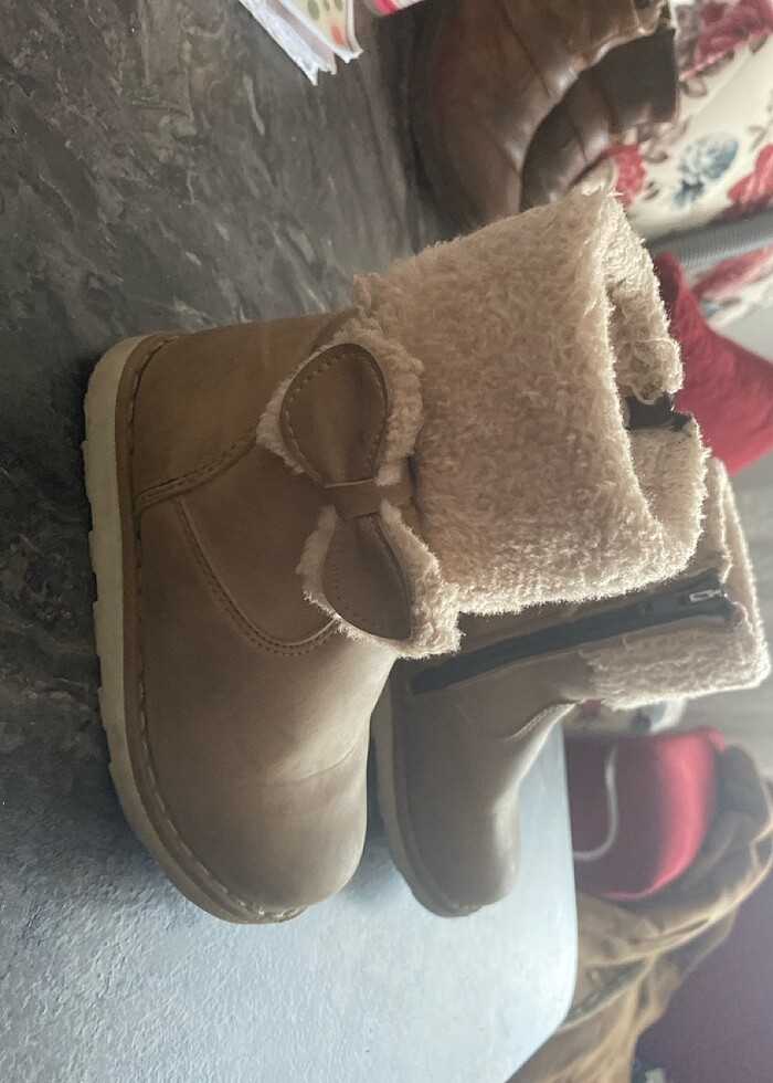 Bot çocuk - Görsel 3