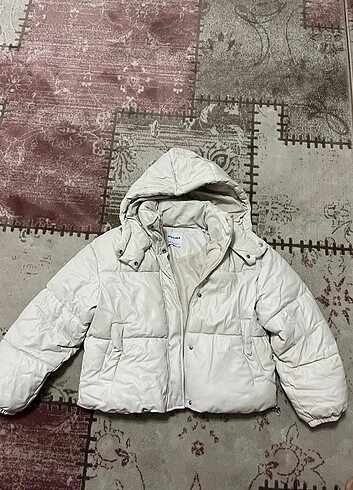 Bershka mont