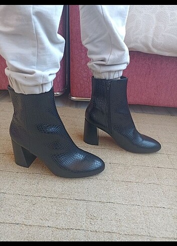 Diğer Deri topuklu bot