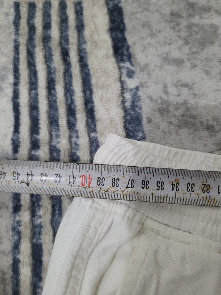 Beyaz Keten Rahat Kesim  pantolon - Görsel 3