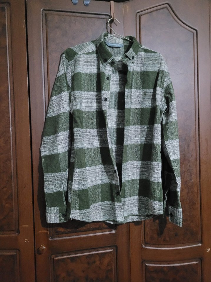 Düğmeli Uzun Kollu Erkek Gömlek - Görsel 2