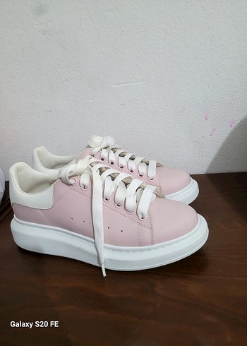 Alexander McQueen 41