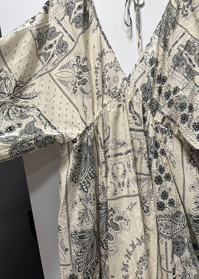 H&M kısa elbise - Görsel 2