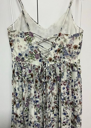 Çiçek Desenli Uzun Askılı Bohem Elbise - Görsel 3