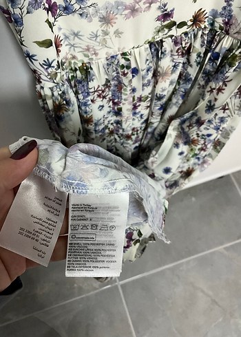 Çiçek Desenli Uzun Askılı Bohem Elbise - Görsel 4