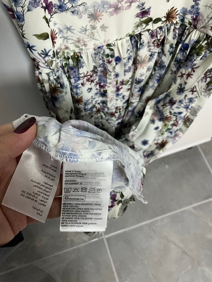 Çiçek Desenli Uzun Askılı Bohem Elbise - Görsel 4