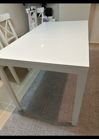 Beyaz vangsta ikea masa - Görsel 5