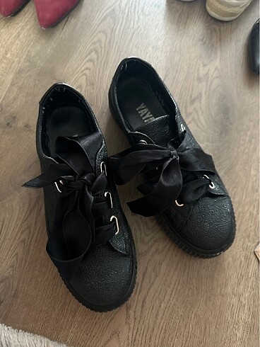 37 Beden Siyah ayakkabı