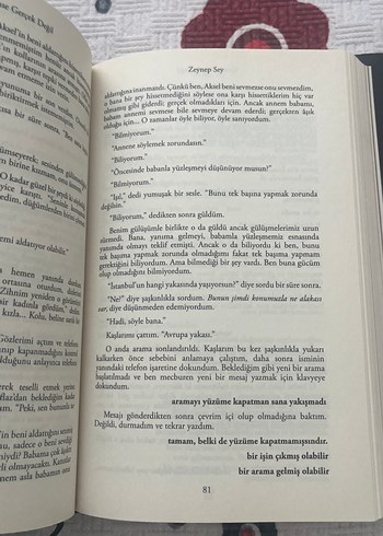  Kimse Gerçek Değil - Zeynep Şey