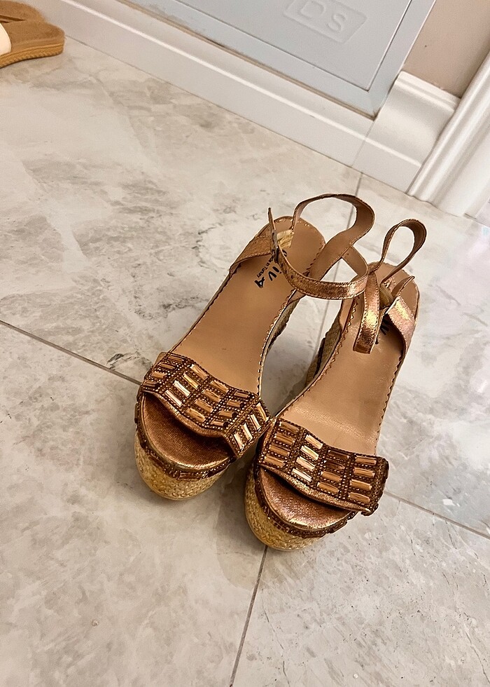 Taşlı platform ayakkabı - Görsel 5