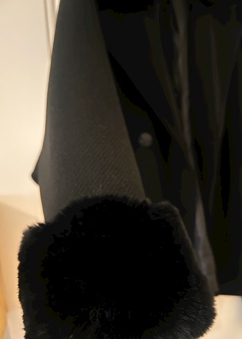 Kürklü Siyah Midi Kadın Kaban - Görsel 2