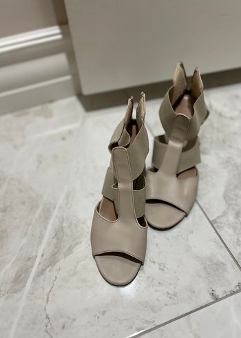 Bej Kadın Blok Topuklu Akşam Ayakkabısı - Görsel 4