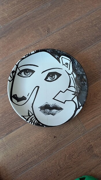 TEMA VARIAZIONI FORNASETTI MILANO