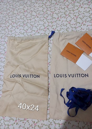 Bej Louis Vuitton Seyahat Düzenleyici Torbası