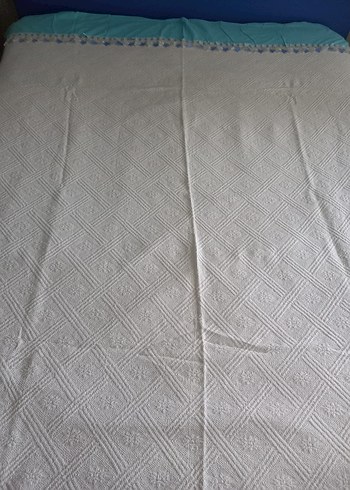 mavi Kenarlı Beyaz Düz Yatak Örtüsü - Görsel 5