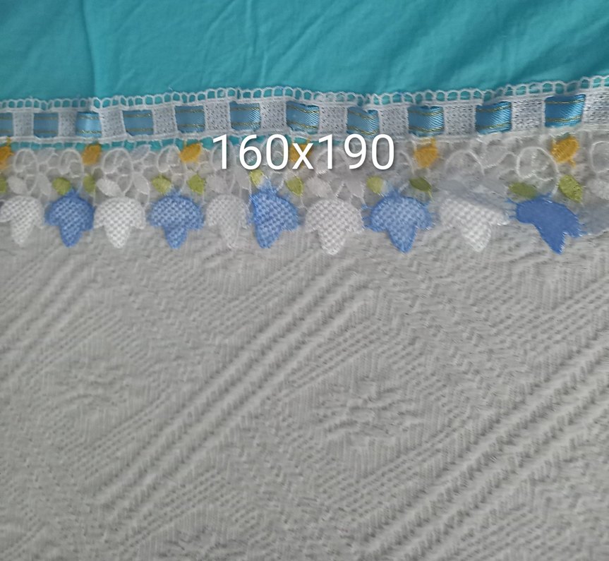 mavi Kenarlı Beyaz Düz Yatak Örtüsü - Görsel 2