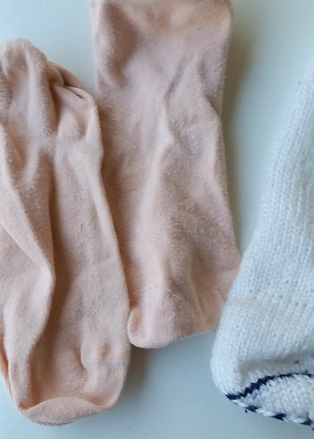 35 Beden Beyaz Örgü Kız Çorabı ve 2 diger corap