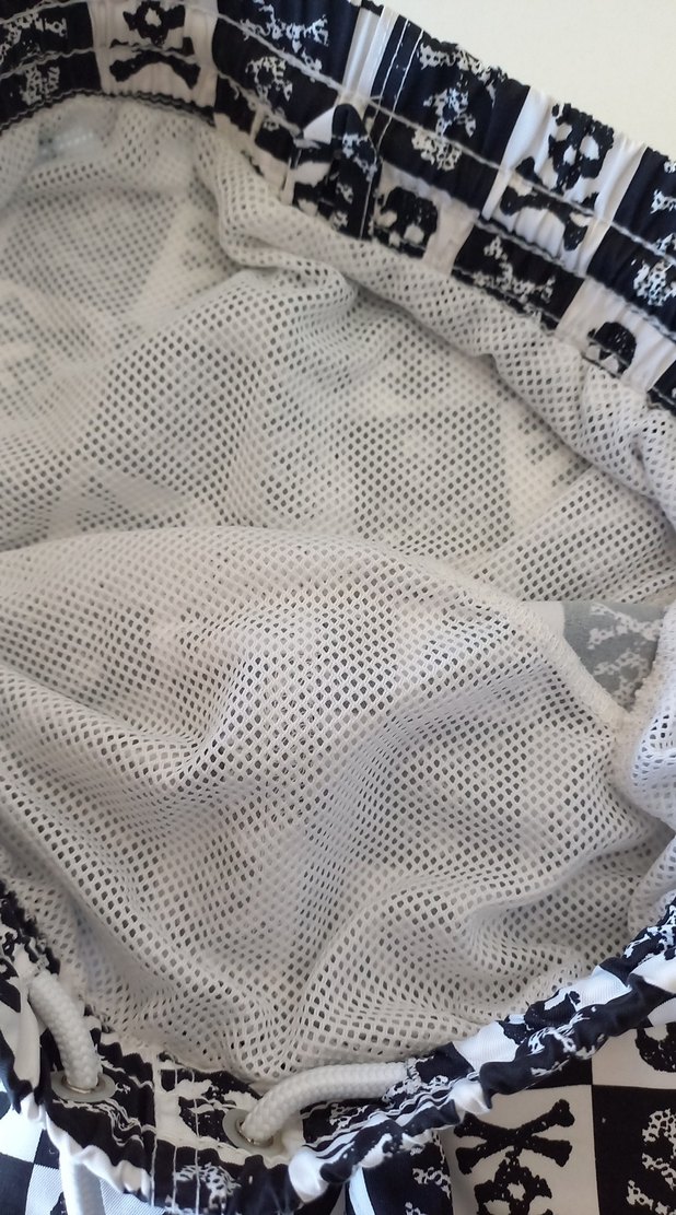 Beyaz Siyah Desenli Erkek Çocuk Mayo Şortu - Görsel 3