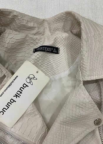 Bej Kemerli Yılan Desenli Deri Ceket - Görsel 6