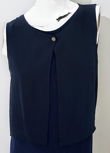 Cotton Bar Kelebek Model Önü Yırtmaçlı Kalem Elbise