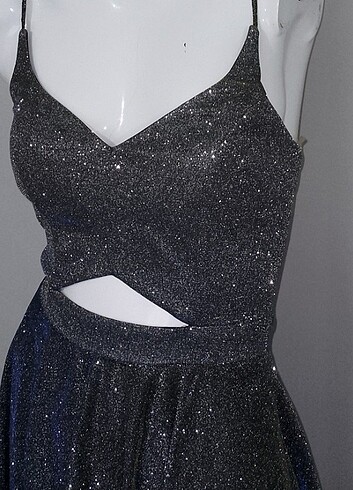 Simli Işıltılı Sırtı Çapraz İpli Abiye - Görsel 8