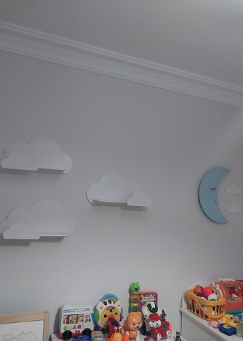 ahşap gece lambası ve bulut raf