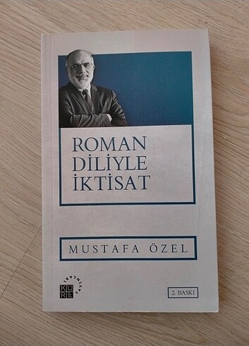Roman Diliyle iktisat - Mustafa Özel 