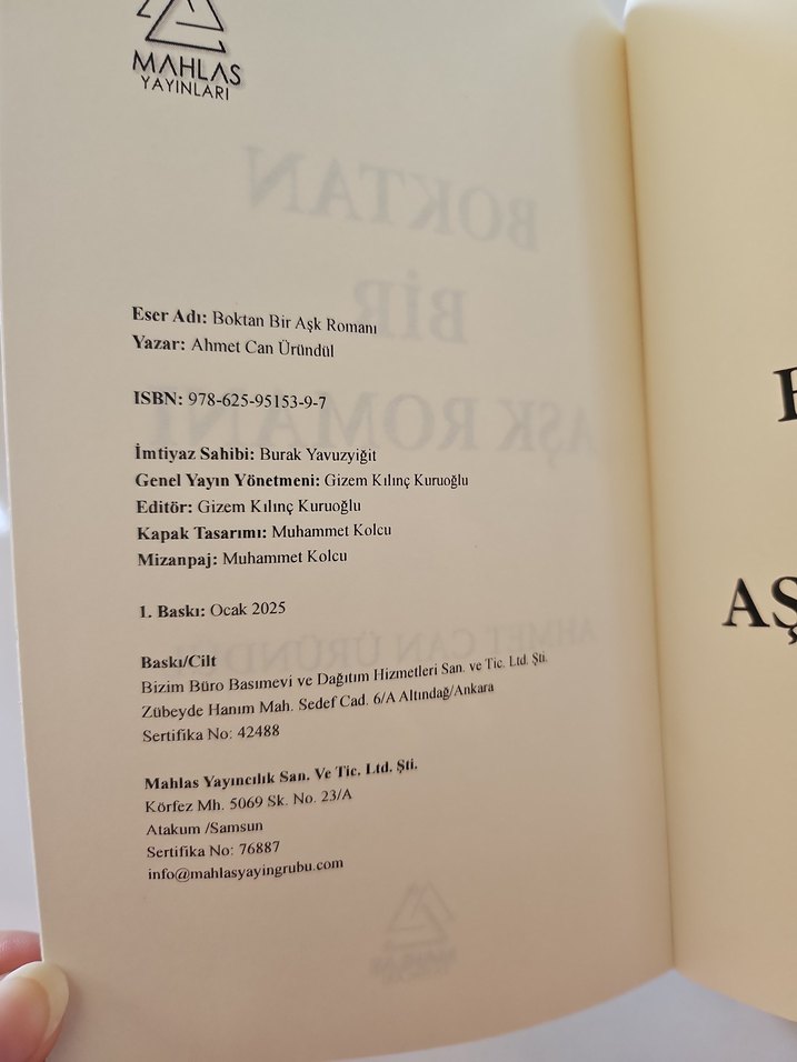 Boktan Bir Aşk Romanı - Ahmet Can Öründül - Görsel 2