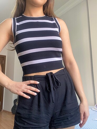 Zara çizgili üst