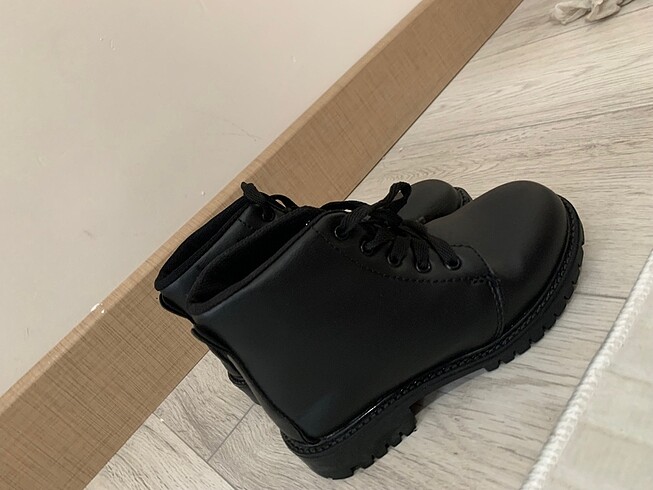 LC Waikiki Kız çoçuk bot