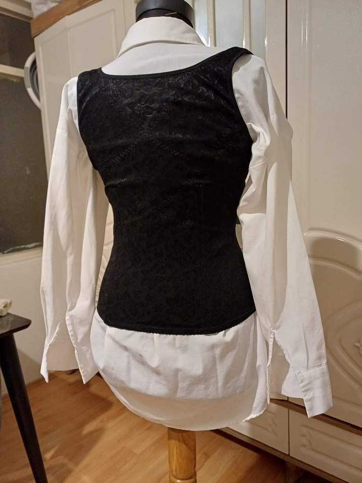 Düğmeli Siyah Gotik Straplez Büstiyer - Görsel 4